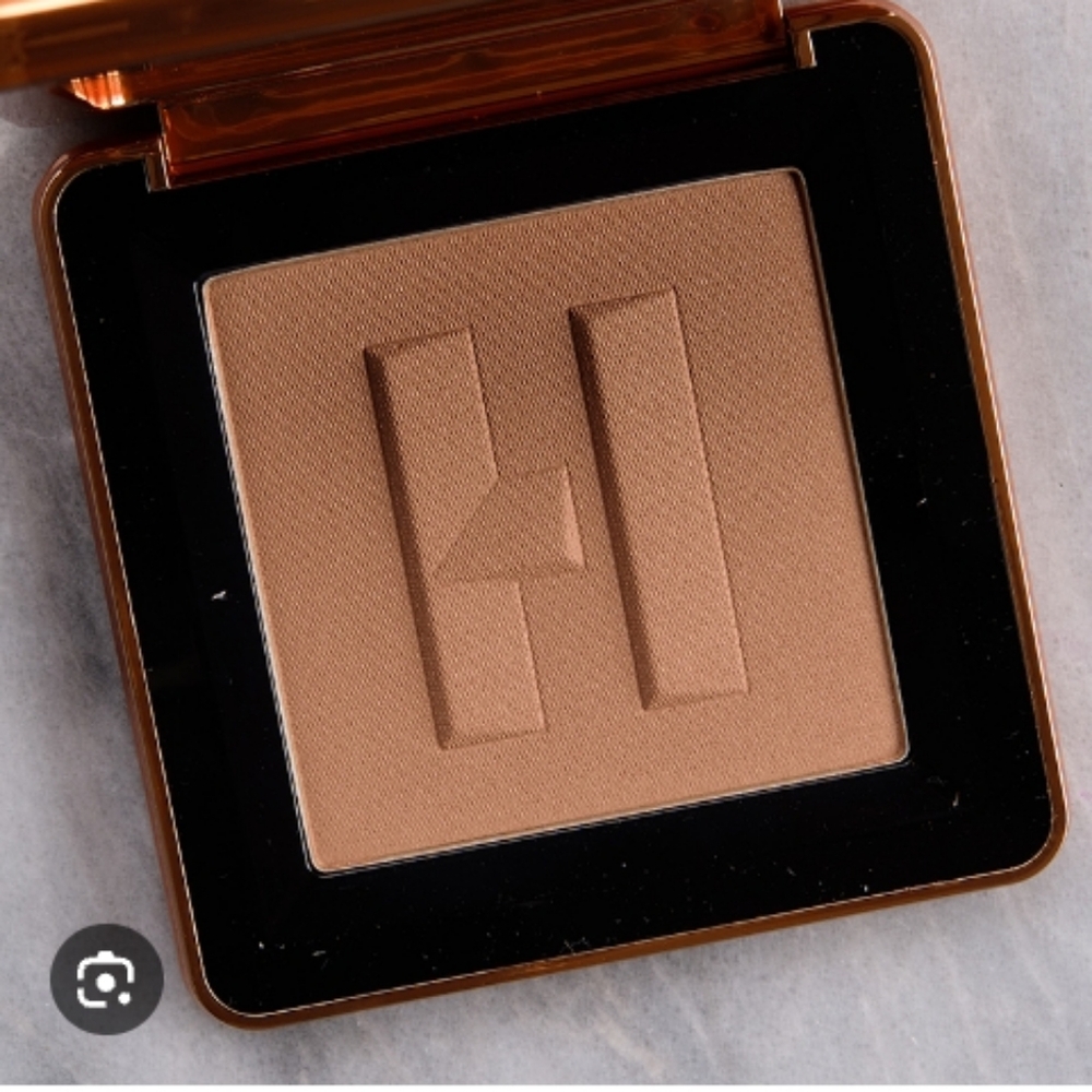 Haus Labs Power Sculpt Velvet Bronzer in Brown